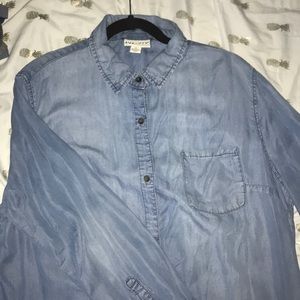 Soft denim long sleeve tunic style shirt.
